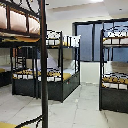 Bandra Dormitory Only For Indian Bombay Extérieur photo