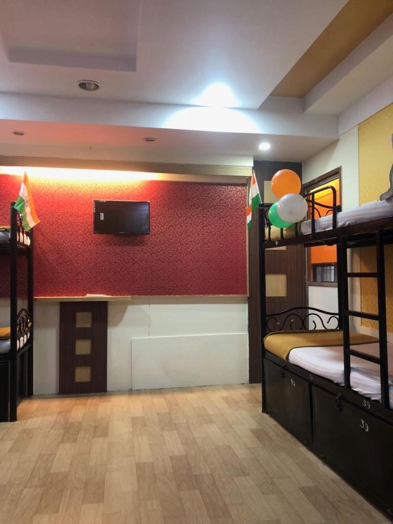 Bandra Dormitory Only For Indian Bombay Extérieur photo