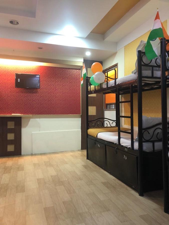 Bandra Dormitory Only For Indian Bombay Extérieur photo